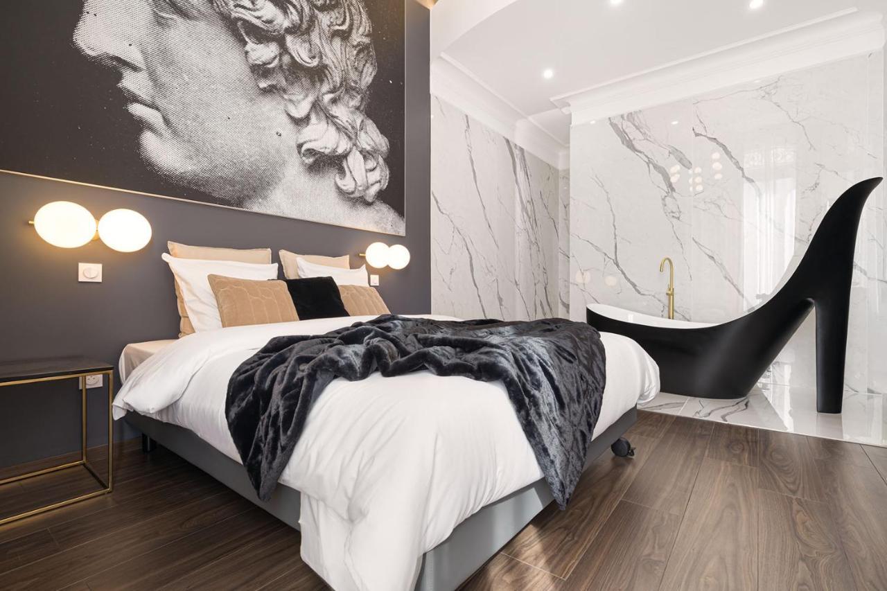 Apartment Legend Majestic - Baignoire Chaussure - Tv Miroir - Parking Prive Gratuit